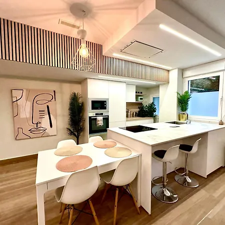 アパート Albamar-nuevos-redomeira-premium ヴィーゴ